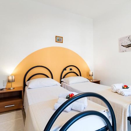Royal Suite Apartment Cala Gonone Exterior photo