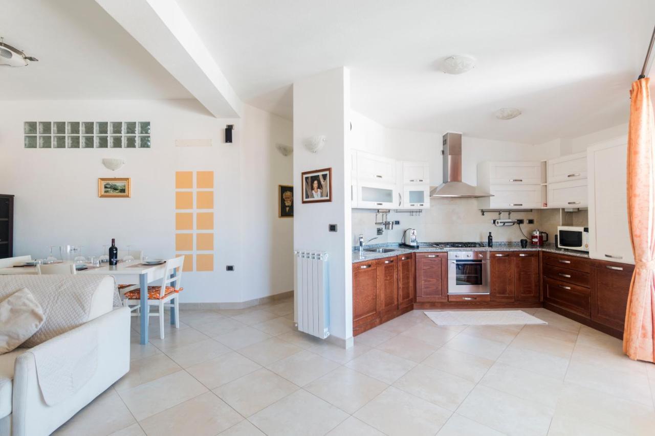Royal Suite Apartment Cala Gonone Exterior photo