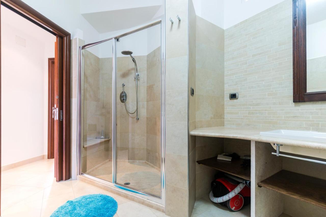 Royal Suite Apartment Cala Gonone Exterior photo