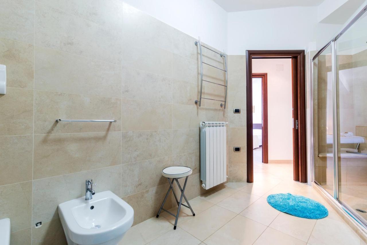 Royal Suite Apartment Cala Gonone Exterior photo